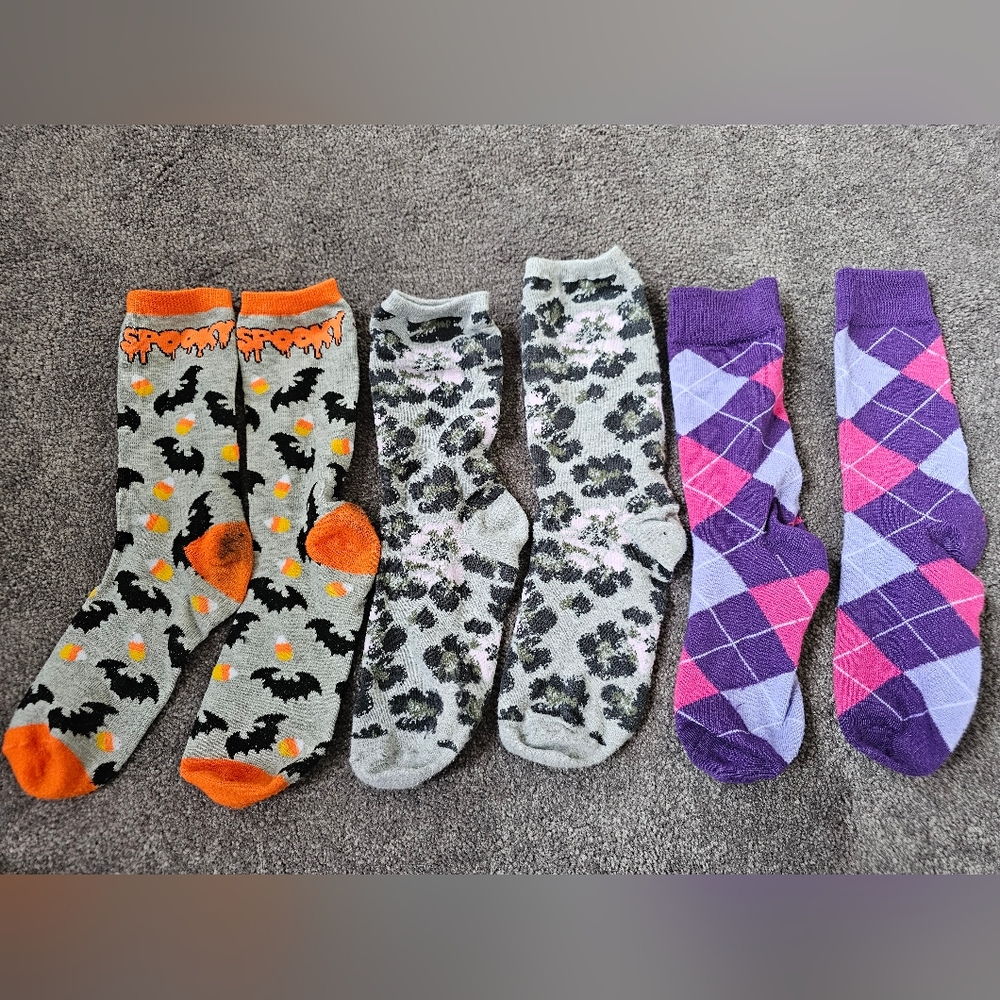 Assorted socks 3 pairs